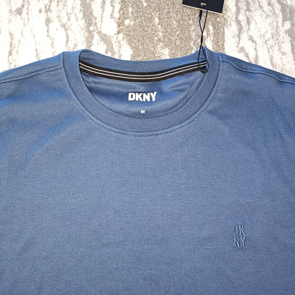 DKNY Men's Premiums Solid T-shirt New Size Medium